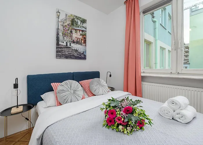 Lumina For Family In Center Warschau